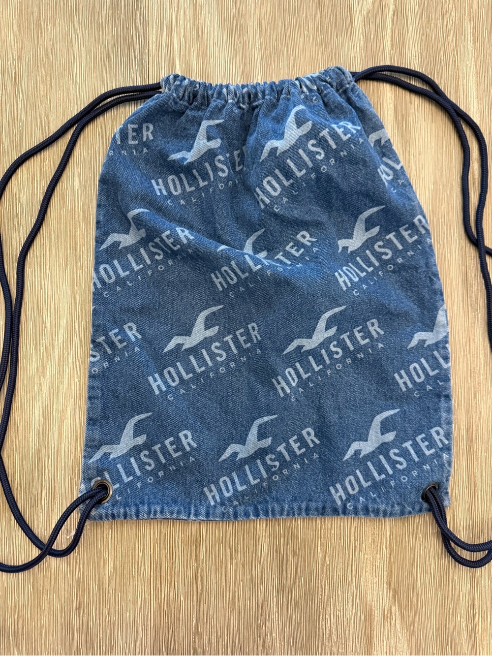 Hollister Denim-Look All-Over Print Drawstring Cinch Bag
